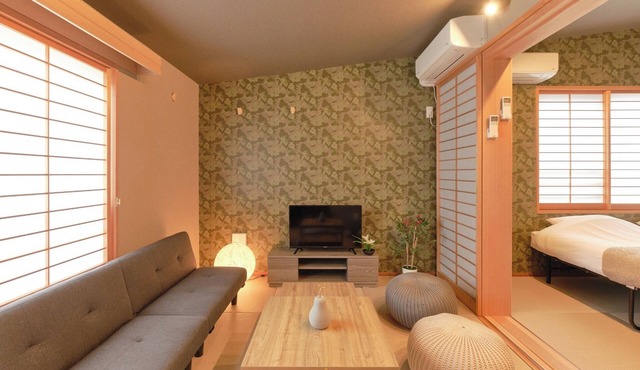 3minute walk from JR Asagaya Station Shinjuku area Accommodates 4 people Japanesestyle room /Suginami-ku Tokyo