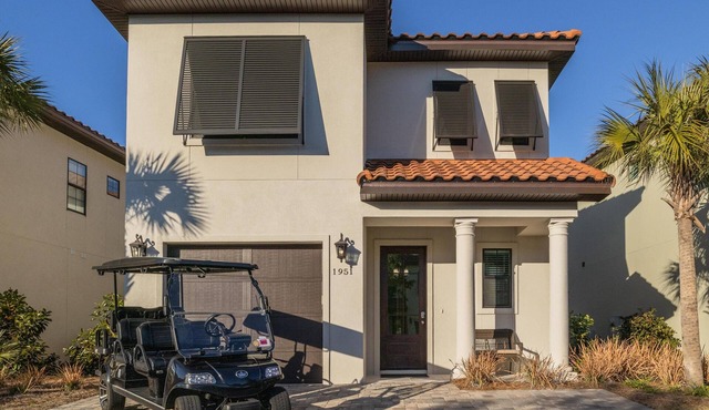 4 Bedroom Townhome w/Golf Cart - Villa Lago at Sandestin Golf & Beach Resort!
