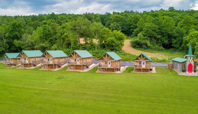 #4 Cabin, cottages, fishing, Hunting, Trails, nature, creek, ponds, lakes