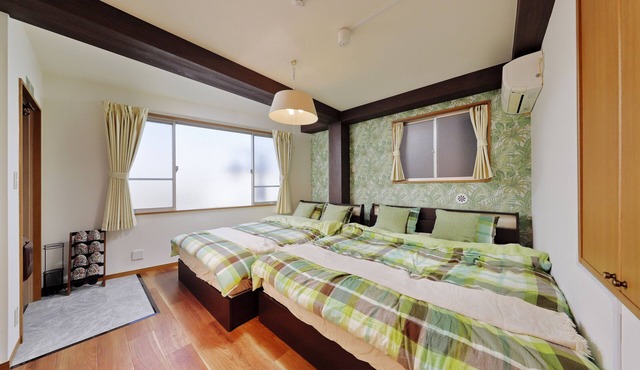 ★ 4 minutes walk to the nearest station ★ Recommended for sightseeing in Tokyo ★ Can accommodate up to 13 people