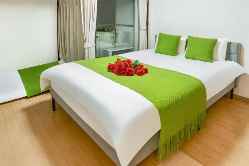 406Room,With elevator, 700m 4 min walk from Nishi-Shinjuku 5-chome, direct access to Shinjuku, 28 sqm