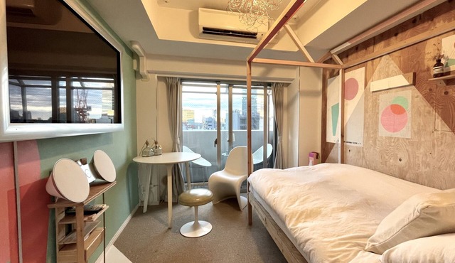 5 min walking from Shibuya crossing, cozy and designed studio, Blue 2
