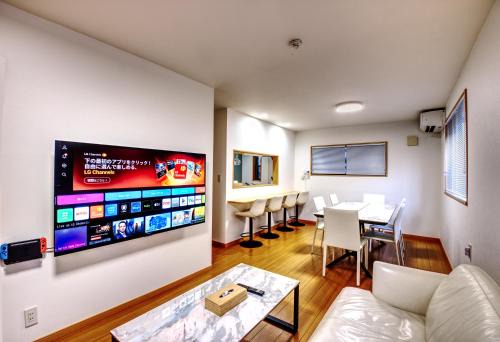 5 Minutes Train to Haneda Airport 2 Bedrooms 5 Beds Fully Equipped 2 Story Private House