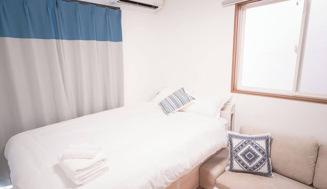 5 minutes walk from Kugenuma Kaigan Station a few minutes drive to Tsujido Beach Maximum 3 people/Fujisawa Kanagawa