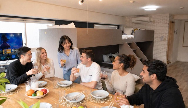 501-Natural Wood Room｜8 ppl |Custom Queen Bunk Beds |Golden Gai & Kabukicho|40㎡