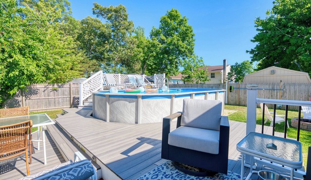 6 Bed 4 Bath Cape May POOL & HOT TUB, Dog Friendly Sleeps 16 EV Charging