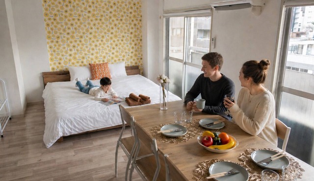 702-Yellow Flower Room｜4 ppl | Queen Beds ｜Golden Gai & Kabukicho|40㎡