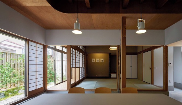 A 10minute walk from JR Otsu Station A spacious guesthouse There is a sauna and public bath nearb/Otsu Shiga