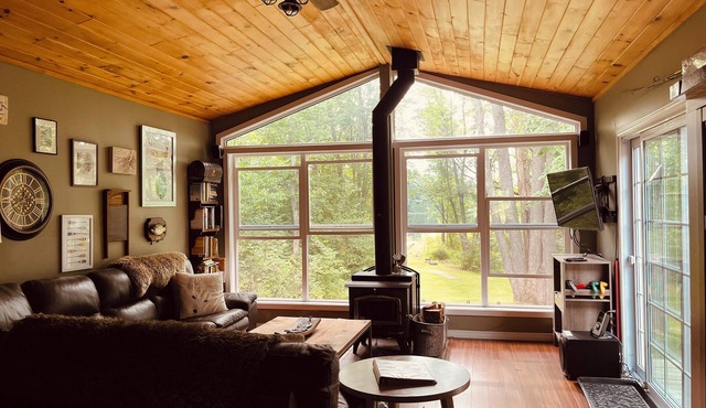 A cozy lakeside cottage getaway, plenty included- there is very little to pack!