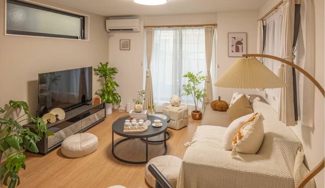 A detached house in Sakura River 23, Ikebukuro. 4 bedrooms, 2 bathrooms.