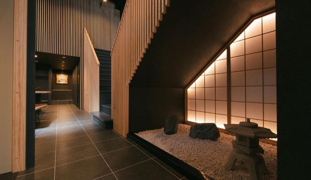 A-LifePENTHOUSE