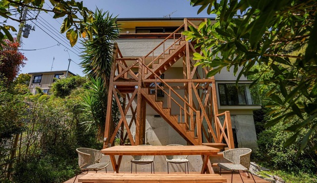 A private inn surrounded by orange trees/Atami Shizuoka