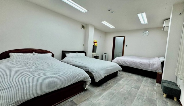 Accommodates 6 people5 minutes walk from Oyama St/Itabashi-ku Tokyo