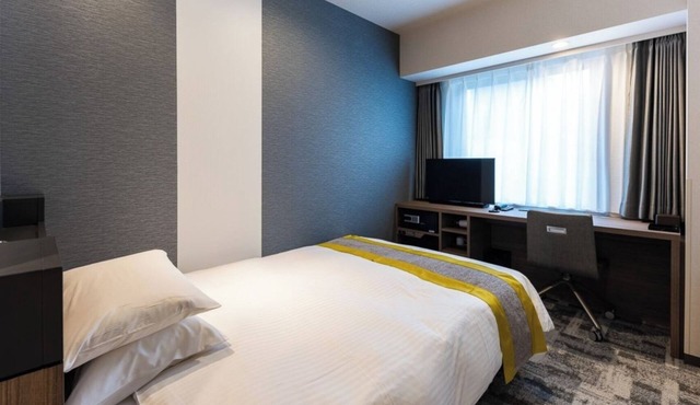 All rooms are nonsmoking Semidouble with show/Chuo-ku Tokyo