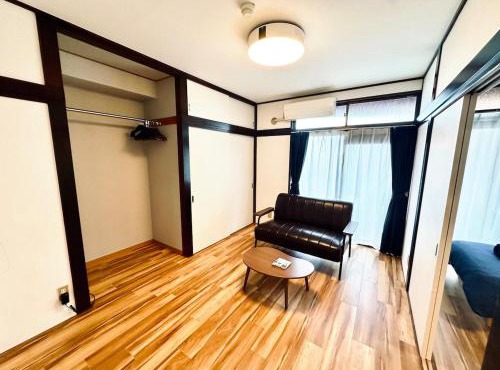AM's 502 Movie 5 min to Ikebukuro 13 min to Shinjuku Station 19 min to Shibuya Station with coworking space