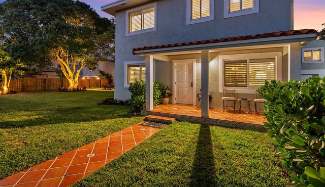 Amazing 8 Bedroom, 5 Bath
