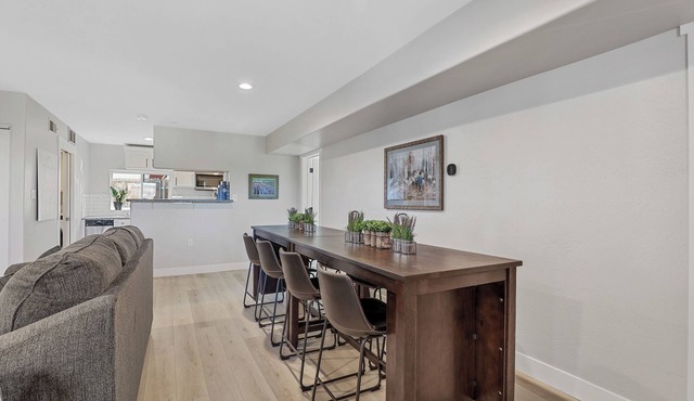 Amazing 8 Suite:Mtn Views, Fireplace | Group Stays
