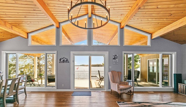 Amazing Lake of the Woods Lakefront Paradise Home