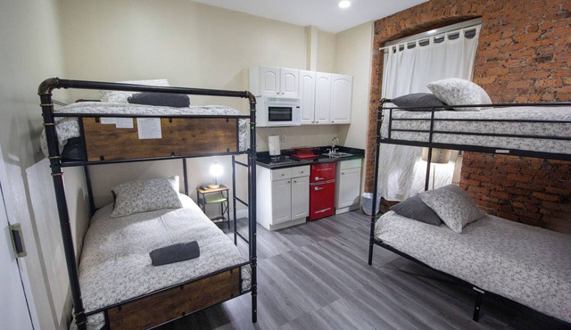 Amazing studio with 2 bunk beds-twin over twin in vibrant New York Midtown