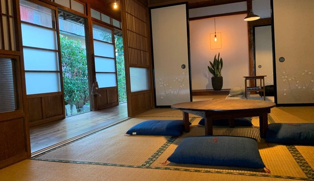 An old private house for rent Gift of Kurura ho/Numazu Shizuoka