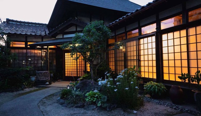 An old private house with a hearth whole house rental/Tohaku-gun Tottori