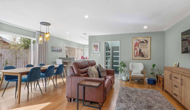 Arnold Street Coastal Retreat