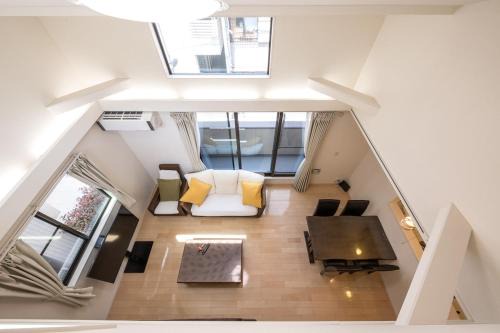 Atrium Living, 8minutes to Skytree & Oshiage-Station, 4Bedrooms, 96sqm, one CarPark - JP backyard