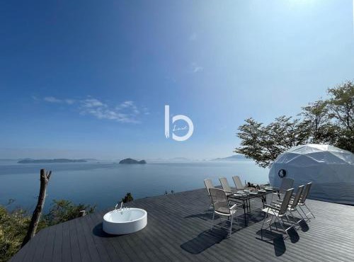 b local Umitosora - 2 BR Villa with Breathtaking Ocean View for 10 Ppl