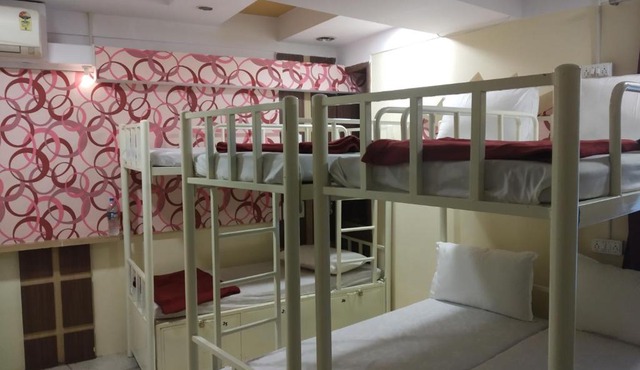 Bandra Dormitory Only for indian male