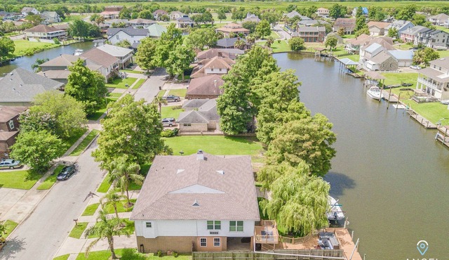 Bayou Waterfront | Games Room | Monthly Discount