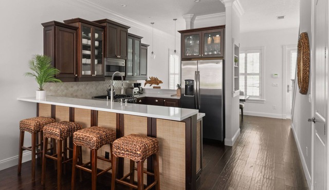 Beach House -Luxury Marina Home on the Intracoastal.Fishing, Boating & Surfing!