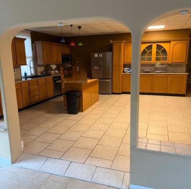Beautiful 3 bedroom house on 10 acres of land
