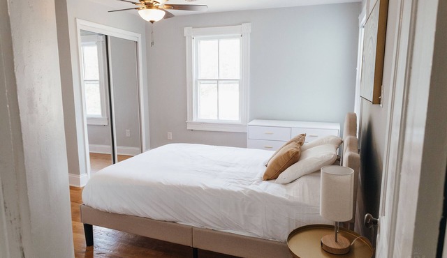 Beautiful Home in Historic Waterfront District, Walk to Downtown!