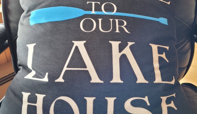 Beautiful Lake House for Rent