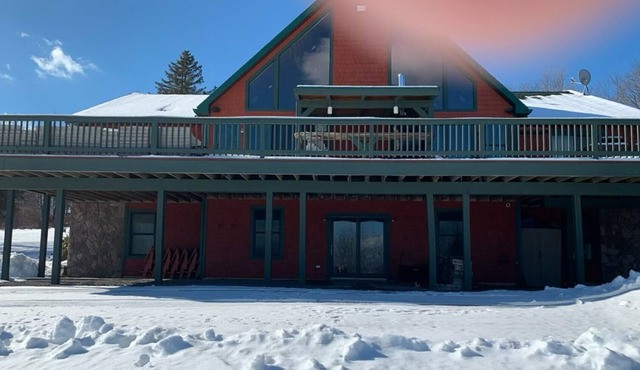 Beautiful large home 15 minutes from Wyndham mountain