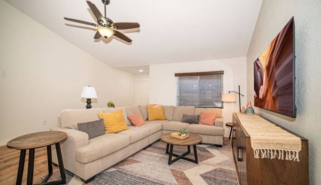Beautiful Newly Remodeled Single Story 2Bdr 2Bath