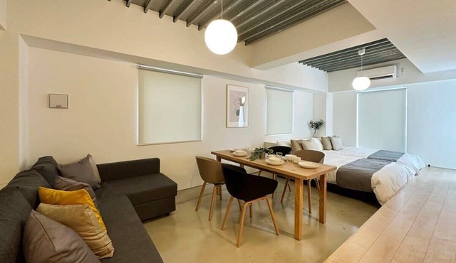 Beautiful Studio Apt City Center for 6 Ppl