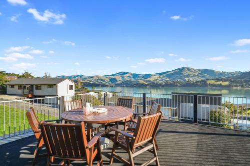 Belle Vue - Akaroa Holiday Home