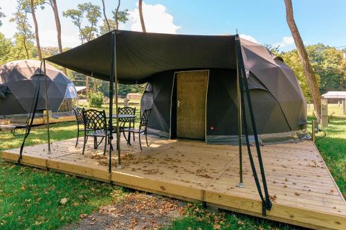 Boutique Glamping Dome in the Catskill Mountains