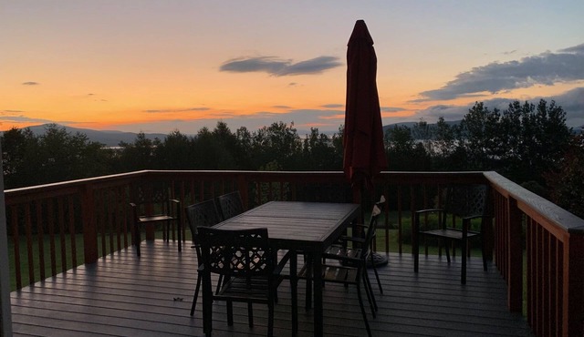 Catskills Mountain Villa With A Panoramic View. 20 minutes to Hunter and Windham