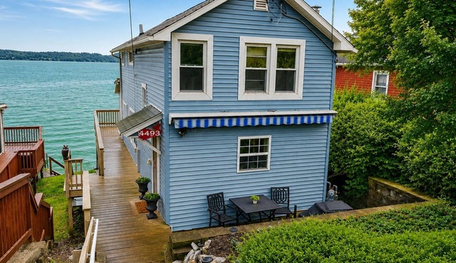 Cayuga Lakefront | Hot Tub | Fire Pit | Kayaks