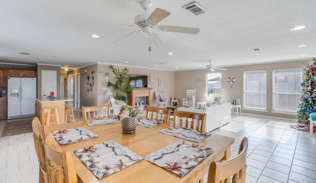 Charming 3BR River House w/Private Dock