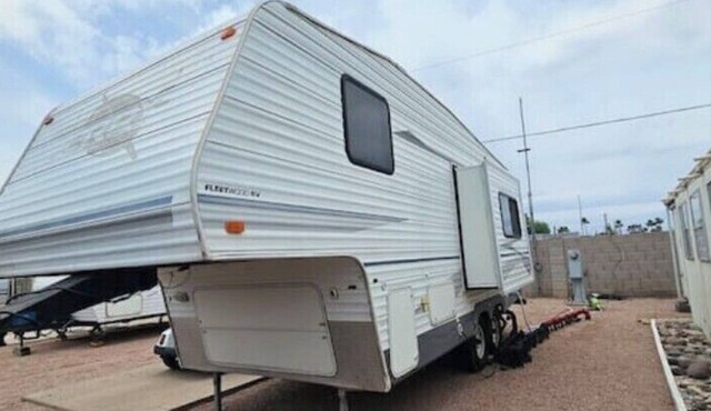 "Charming 5th Wheel RV Retreat in Apache Junction