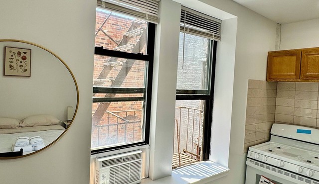 Charming apartment in fantastic Brooklyn with WiFi, AC