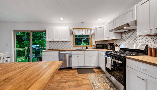 Charming country home near Seneca Lake