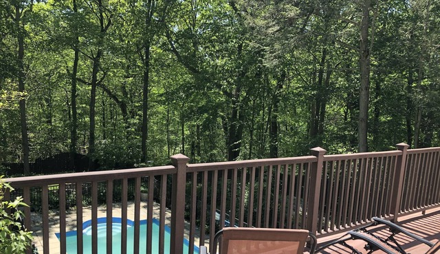 Charming house in the middle of the woods furnished on 16 acers, Westchester, NY