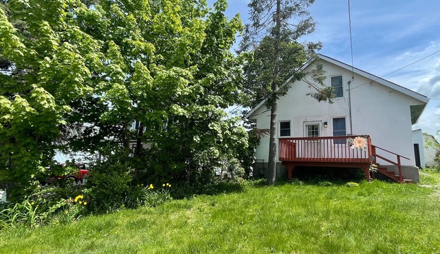 Cheerful 2-bedroom Cottage in Georgian Bay