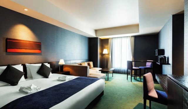 Classy King Smoking hotel with AC, fitness room in charming Taito City