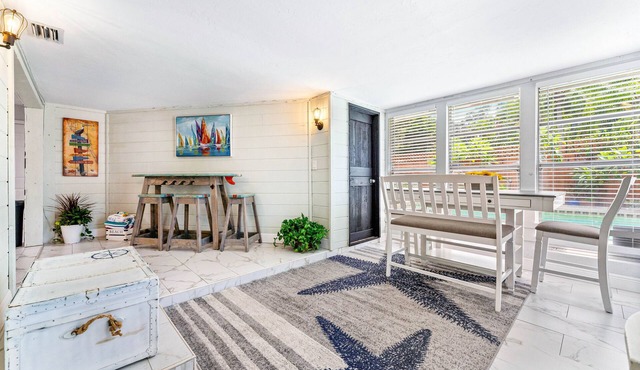 ☀Coastal Gem☀Heated pool & amazing location!☀
