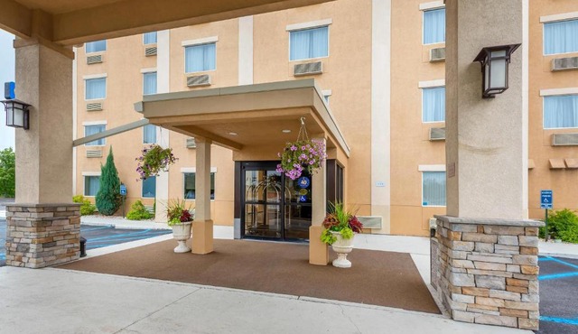 Comfort Inn & Suites Wilkes Barre - Arena